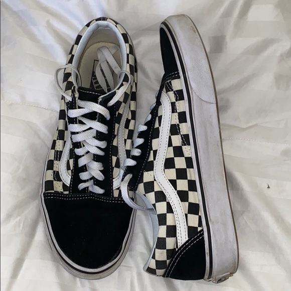 Vans - Picture 2 of 4